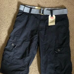 Im selling these short brand new with belt.